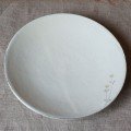 カモミール柄粉引きのお皿(清水なつ子)